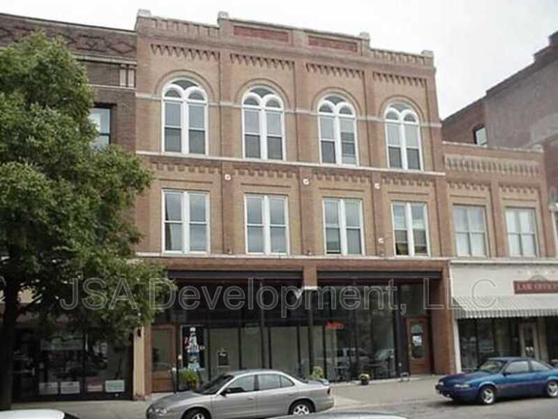 Building Photo - 320A E 4th St