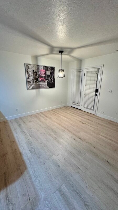 Building Photo - 587 S 910 W