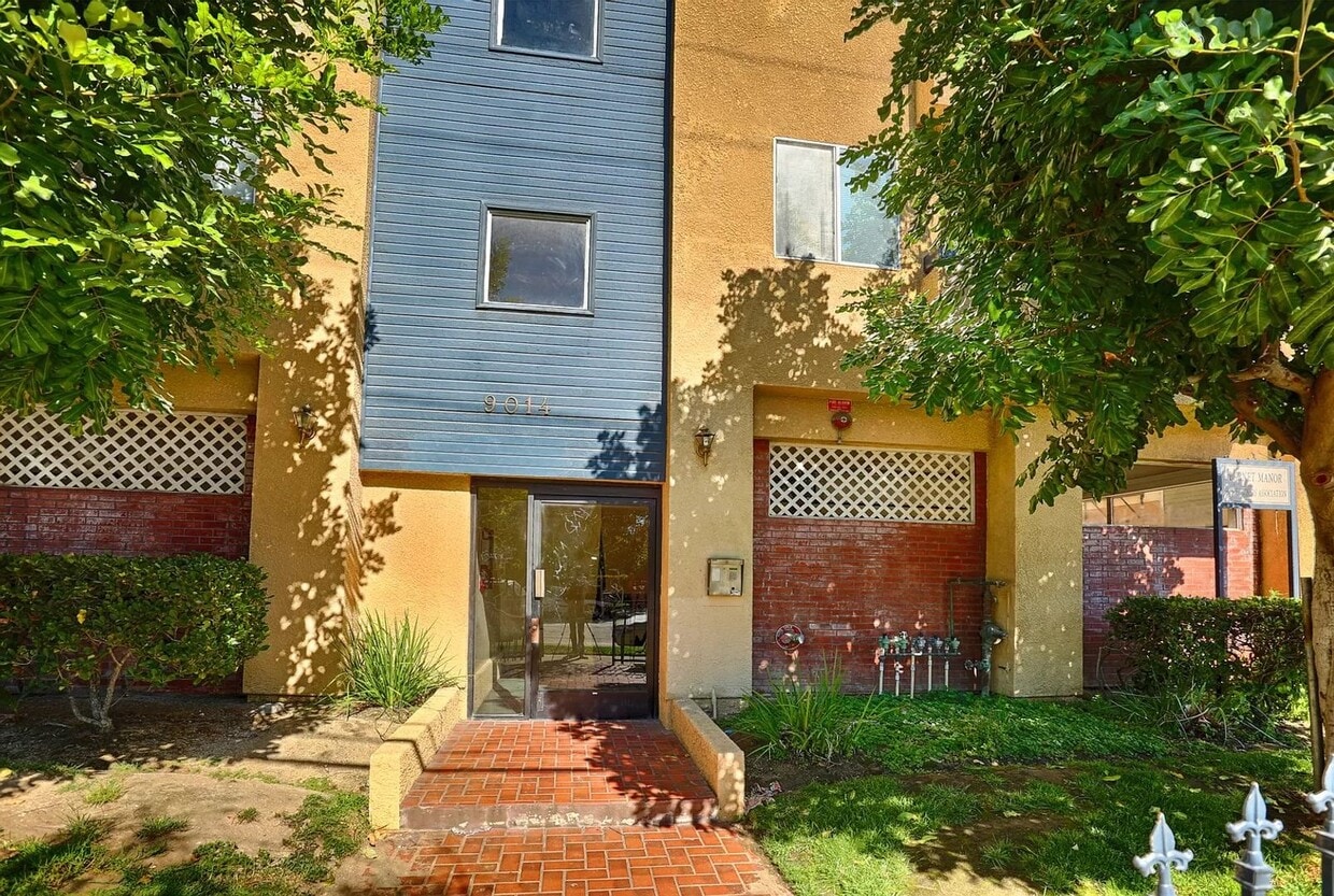 9014 Ave Unit 105, Los Angeles, CA 91343 Condo for Rent in Los