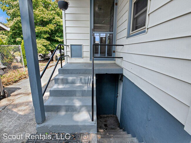 Foto del edificio - 3 br, 1 bath House - 4624 SE Windsor Ct