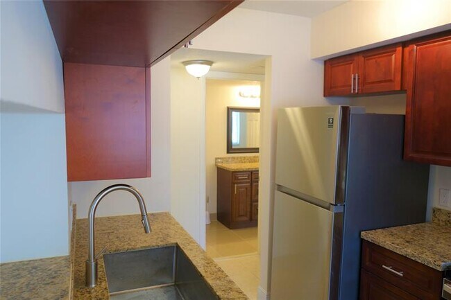 Foto del edificio - 5686 Rock Island Rd