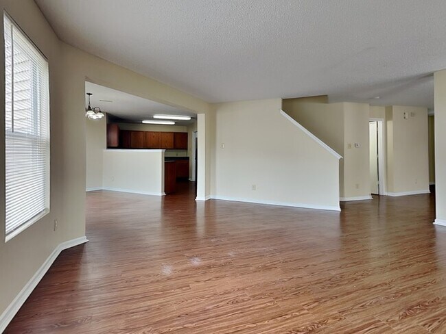 Foto del edificio - 4 bed 2.5 bath in Brownsburg!