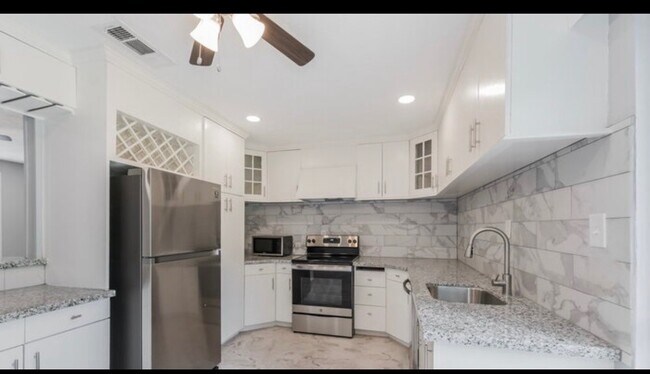 Foto del edificio - 4929 E Ridge Creek Dr