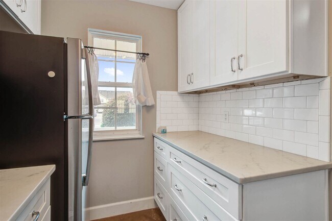 Foto del edificio - 235 Stefan Drive Apt #2, Charleston, SC 29...
