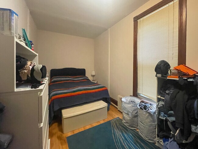Foto del edificio - 3727 N Seminary Ave