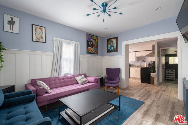 Foto del edificio - 218 N Ave 61