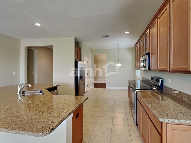 Building Photo - 2410 Hawks Point Ct