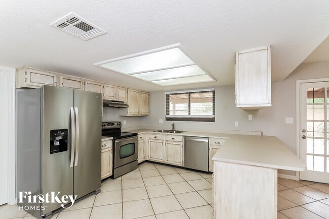 Foto del edificio - 1324 S Lemon