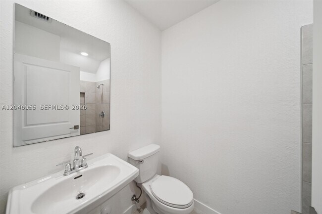 Foto del edificio - 441 NE 4th St