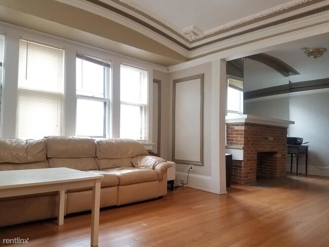 Foto del edificio - 3030 N Maryland Ave