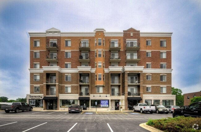 Building Photo - 238 E Irving Park Rd