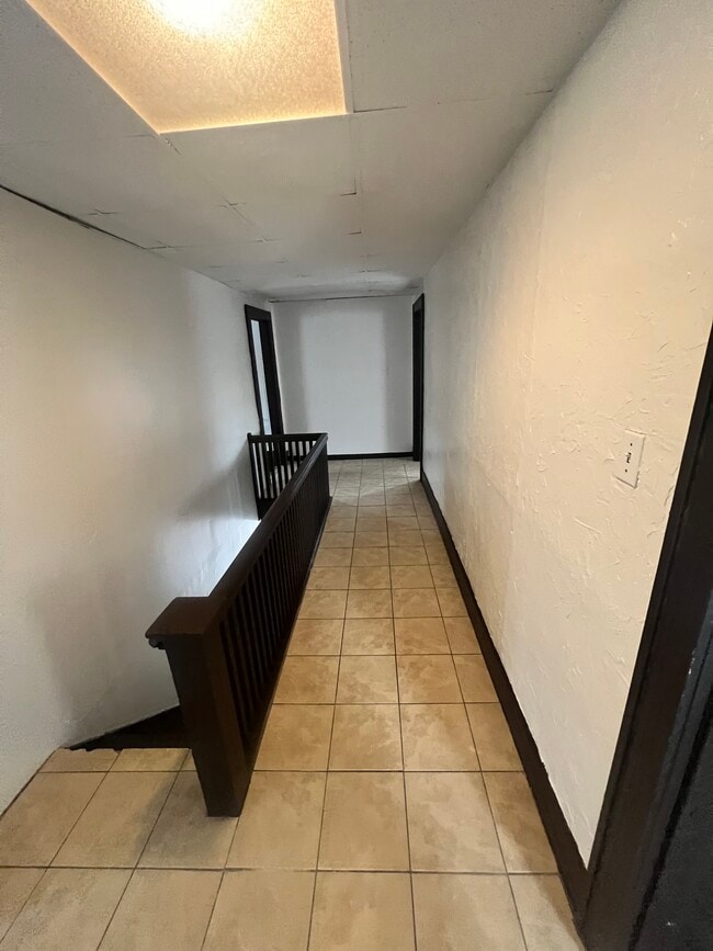 Building Photo - 105 N 12th St