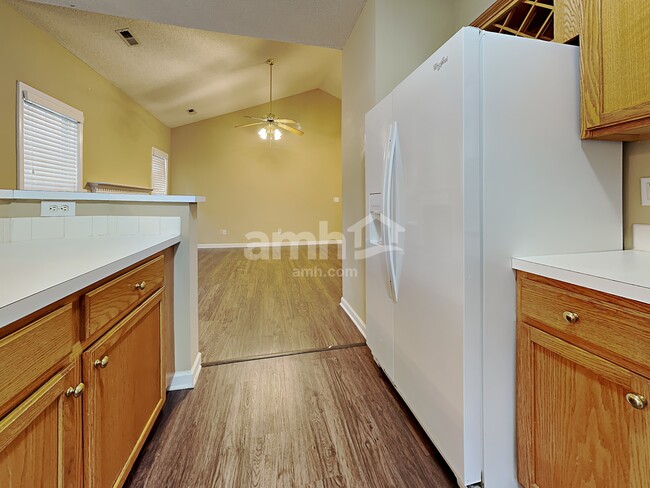 Foto del edificio - 5510 Angel Oaks Drive