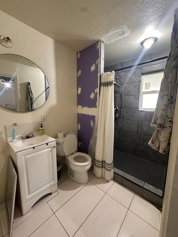 Building Photo - 930 Hartley Ln