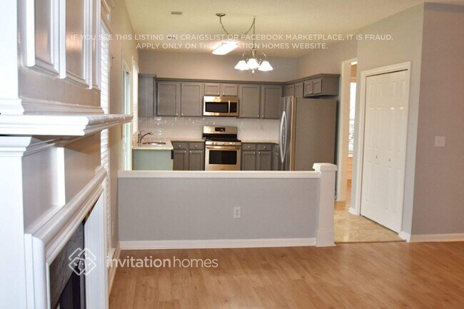 Building Photo - 13558 Weycroft Cir
