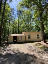 Building Photo - 220 Quacco Trail