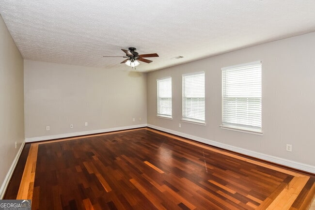Building Photo - 1305 Bramlett Blvd