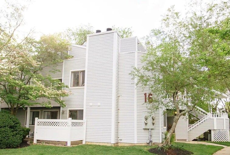 1604 Waldon Ct, Sicklerville, NJ 08081 Condo for Rent in Sicklerville