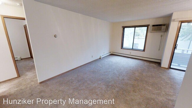 Foto del edificio - 2 br, 1 bath Apartment - 2310 Mortensen 23...