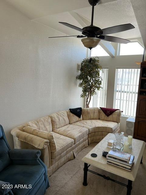 Foto del edificio - 3057 W New River Rd