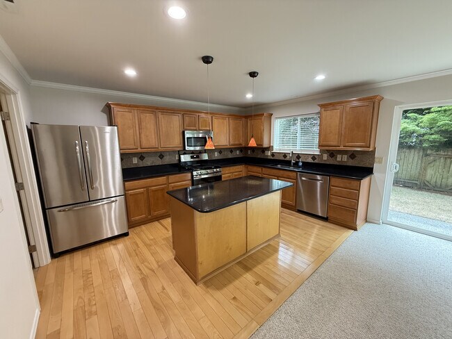 Kitchen - 24803 SE 19th St