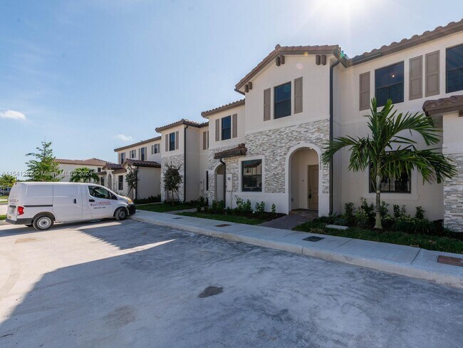Foto del edificio - 11820 SW 247th Ter