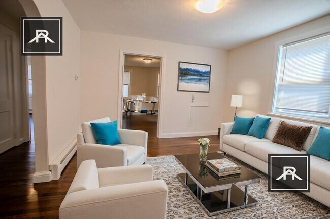 Foto del edificio - 4 bedroom in Brighton MA 02135
