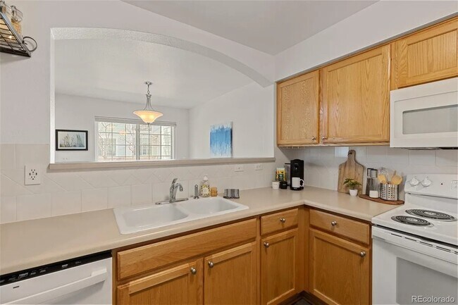 Foto del edificio - 9604 Brentwood Way