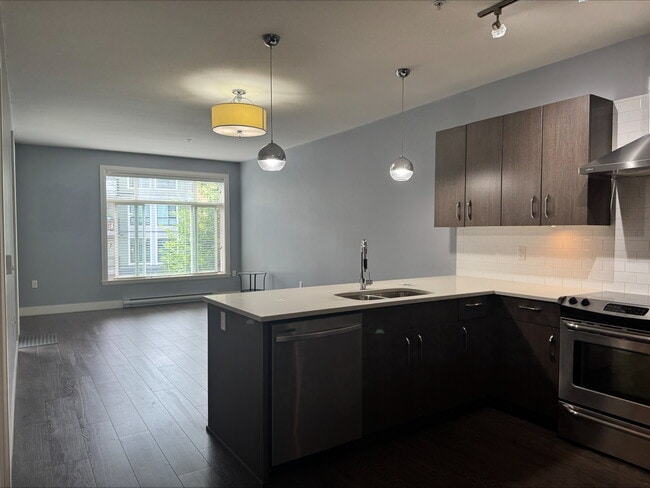 Building Photo - 45389-45389 Chehalis Dr