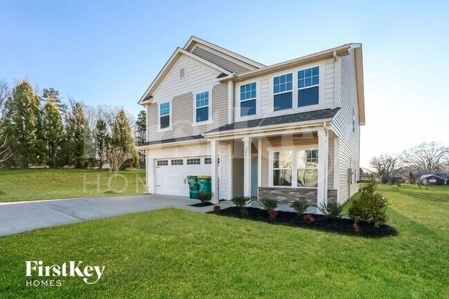 Foto del edificio - 205 Whispering Hills Dr