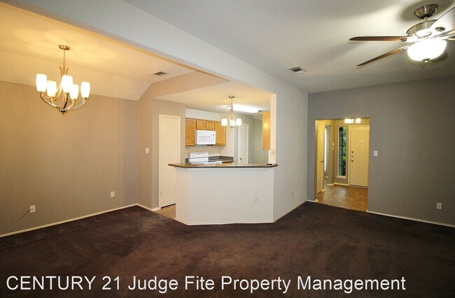 Foto del edificio - 3 br, 2 bath House - 1702 Straus Road