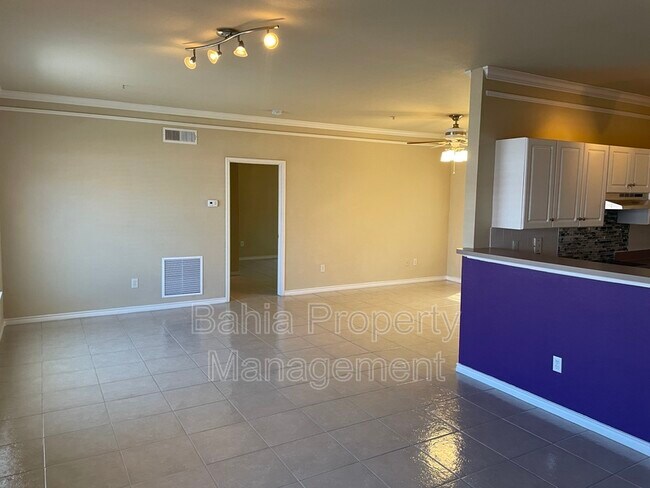 Building Photo - 4320 Bayside Village Dr