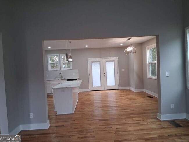 Building Photo - 3180 Tackett Rd