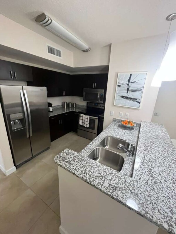 Foto del edificio - 79 ave 53st Ave