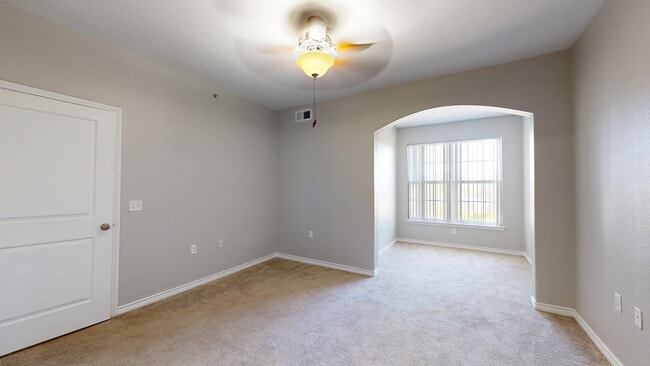 Interior Photo - Ridge at Blue Hills