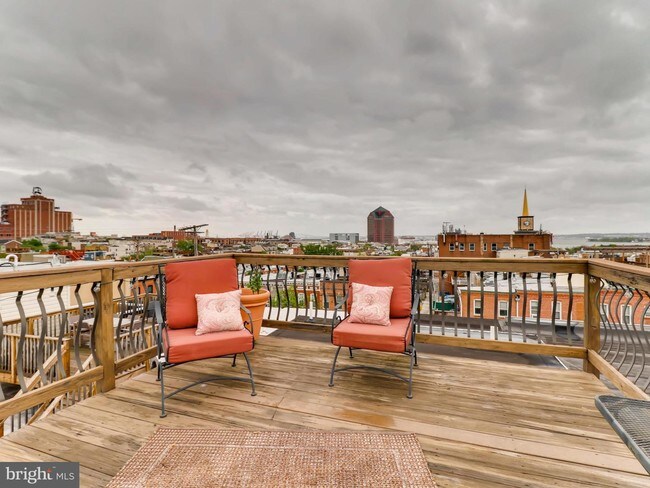 Foto del edificio - 3208 Hudson St