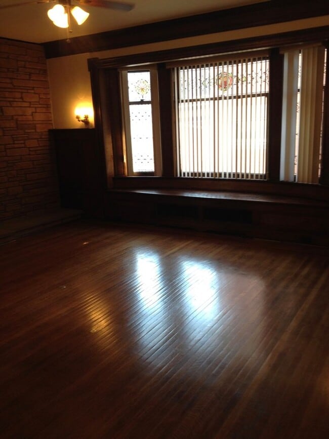 Building Photo - 415 S Atlantic Ave