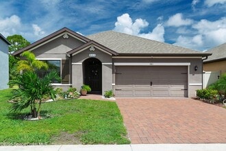 Building Photo - 843 Remington Green Dr SE