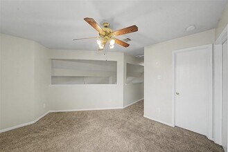 Building Photo - 1111 Auburn View Ln