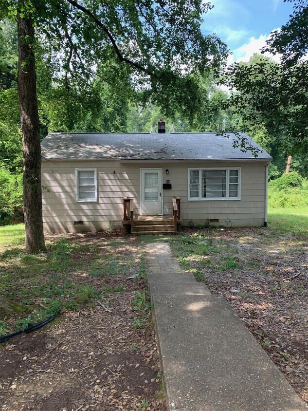 244 Defense Ave, Sandston, VA 23150 House Rental in Sandston, VA