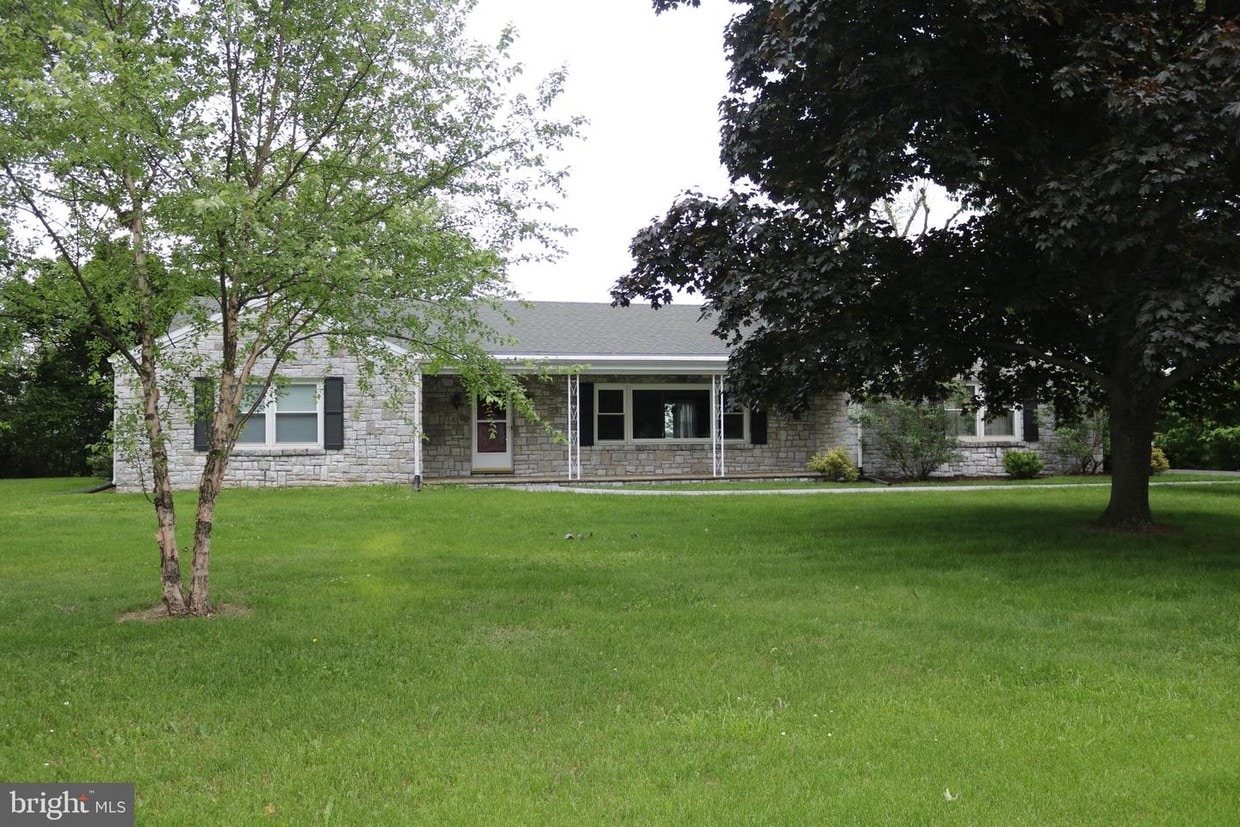 Primary Photo - 160 Fort Loudon Rd