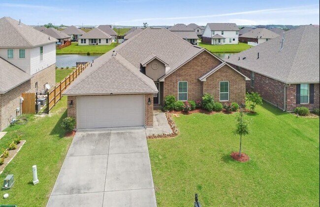 Foto del edificio - 128 E Lake Ct