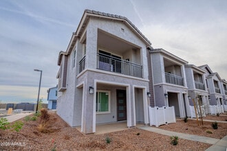 Building Photo - 8149 E Petunia Ave