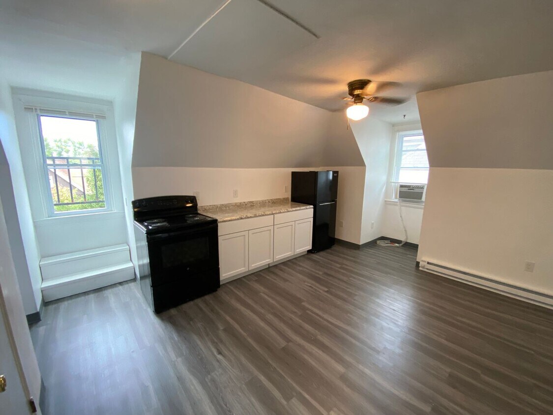 Photo - 130 S Bryant Ave