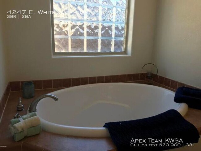 Building Photo - 3BR/2BA in Desert Vista Estates!