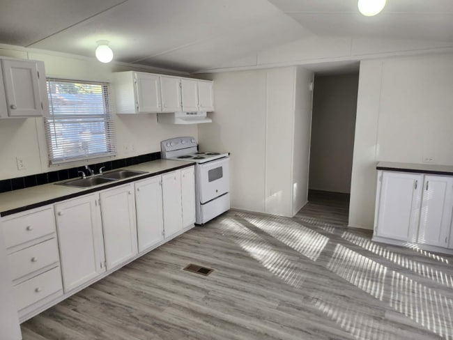 Building Photo - 1512 Orchard Farm Ln