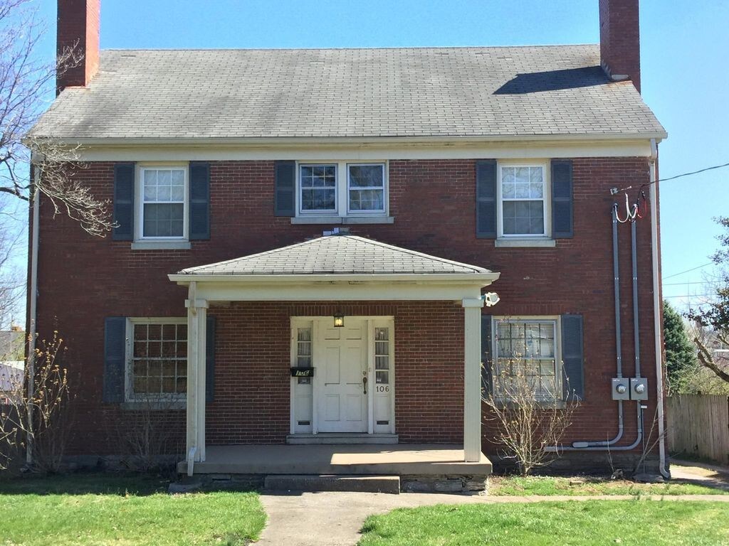 Foto principal - 106 Delmont Dr