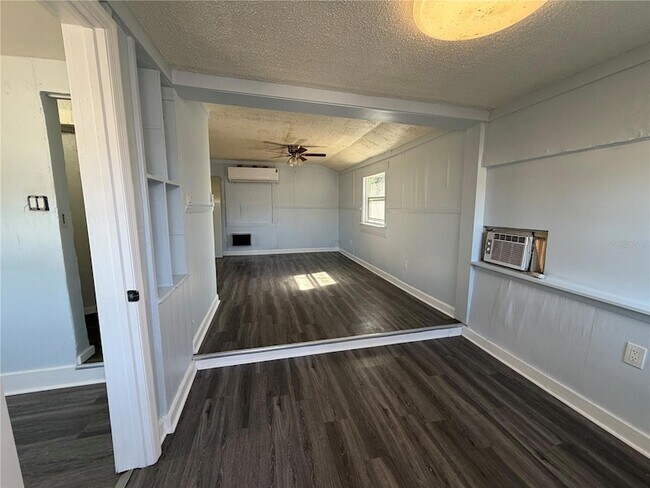 Foto del edificio - 5475 42nd St N