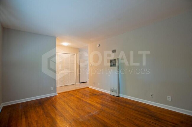 Building Photo - 767 Greenwood Ave NE