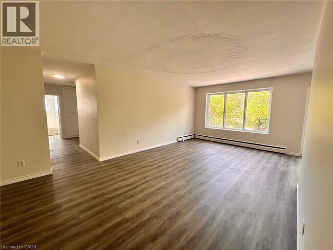 Photo du bâtiment - 232 Louisa St